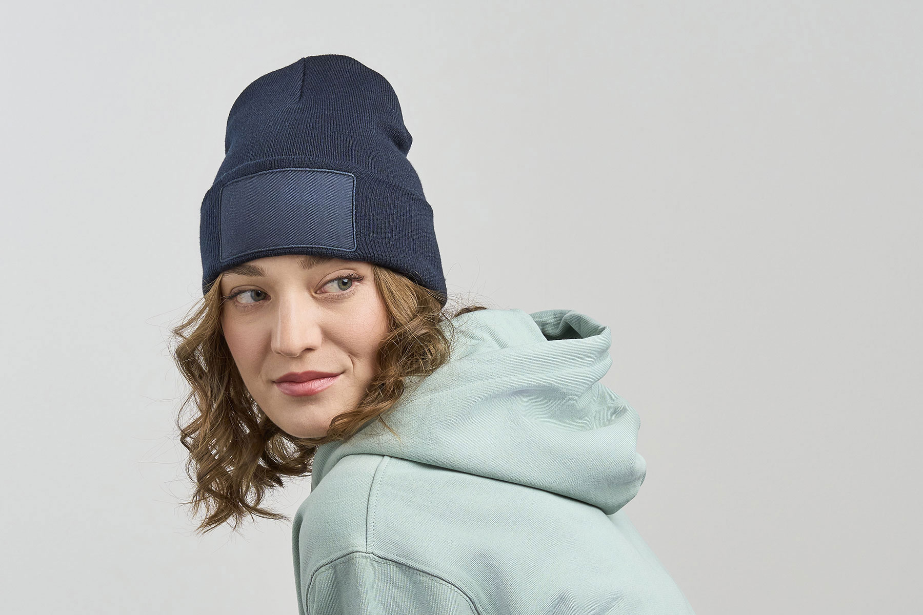 Шапка вязаная  двойная Wind-S с патчем