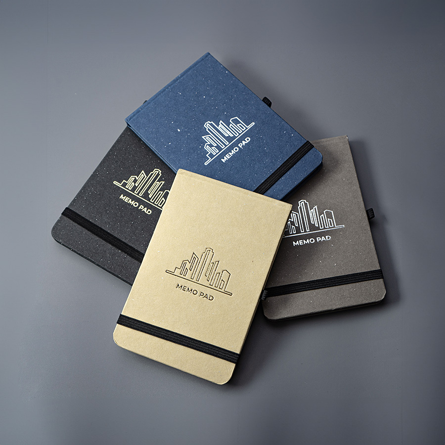 Блокнот MEMO, размер 90х140 мм, черный, блок в клетку