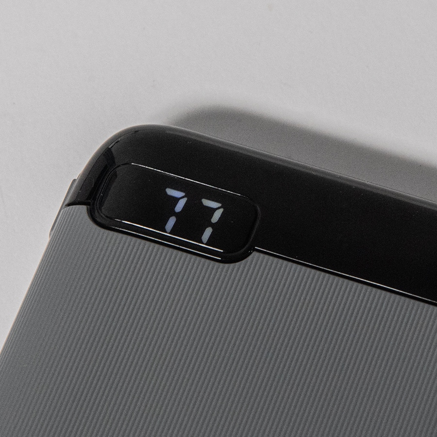 Универсальный аккумулятор Num 10 (10000 мАч), серый, 13,9х6.9х1,4 см